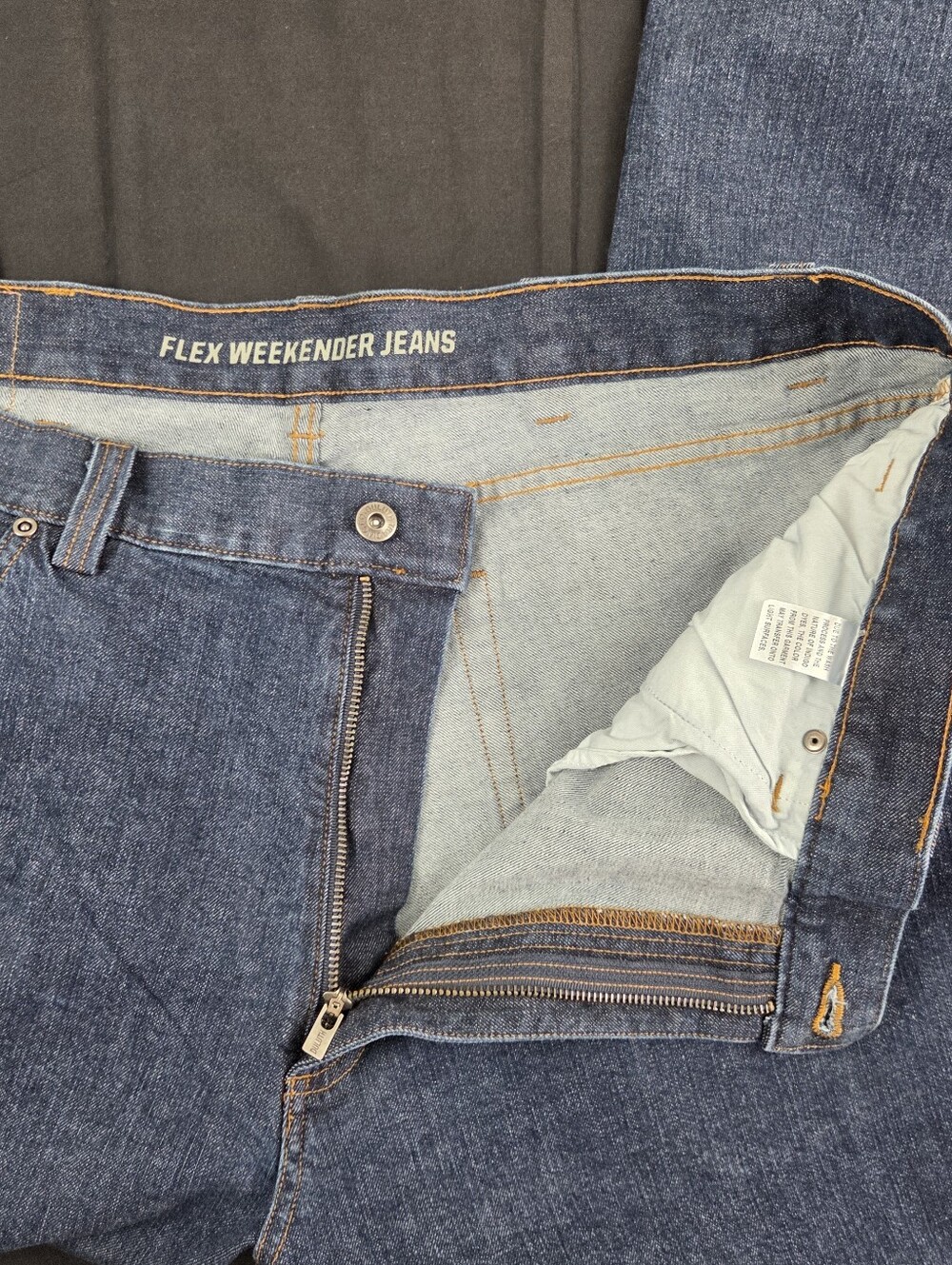 Duluth Trading Flex Weekender Jeans Mens 44x30 Blue Relaxed Fit - Picture 4 of 5